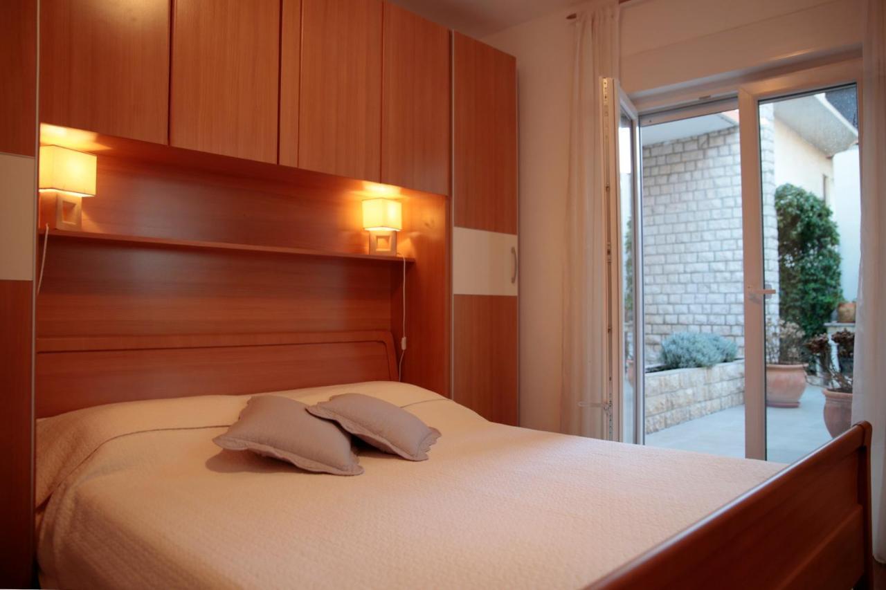 Apartments Rino Vodice Exterior photo